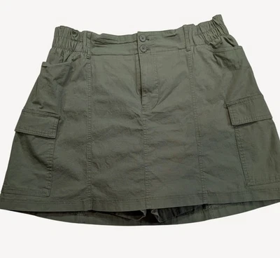 Pantalón corto cargo Ava & Viv verde militar para mujer nuevo sin etiquetas talla 1X Foto 1 de 4