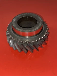 Borg Warner Super T10 4 Speed 22 Tooth 3rd Gear USA Item #A  EXCELLENT - Picture 1 of 6