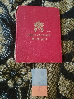 Vatican City 500 Lire 1963 Silver Uncirculated in Folder - i Tariff Incl - Image 1 of 3