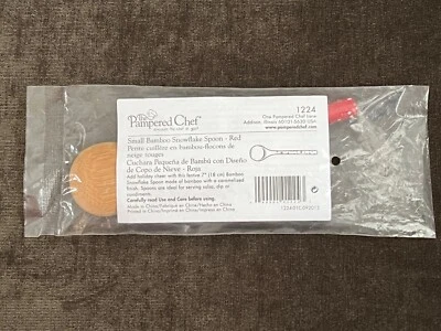 PAMPERED CHEF Small Bamboo Snowflake Spoon RED 7" - # 1224 - NEW in Package - Image 1 of 4