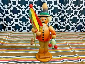 Vintage Schwarzwalder Kirsch Wasser Holzfigur - Bild 1 von 2
