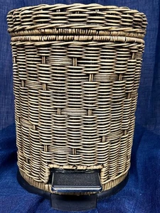 Rattan Rund Fußpedal Mülleimer mit Deckel Herausnehmbarer Einsatz - Bild 1 von 6