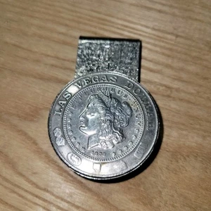 Vintage Las Vegas Dollar Coin Money Clip - Silvertone Estate Men Gambling HTF - Picture 1 of 4