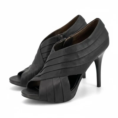 Botines Carlos By Carlos Santana Peep Toe Tacones 9.5 Marrón Oscuro Recorte Stiletto Foto 1 de 4