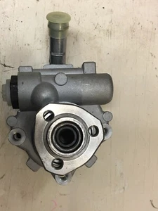 New OE Supplier Power Steering Pump 028145157E Volkswagen VW - Picture 1 of 2