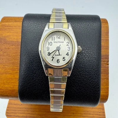 Reloj Waltham Mujer Vintage 19mm Dorado Tono Plata Esfera Ovalada Elastizado Batería Nueva Foto 1 de 4