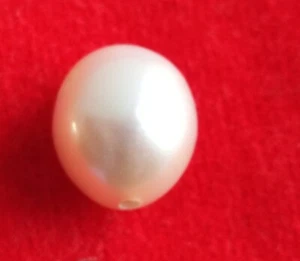 A real South Sea pearl of large size, there is a hole half drilled pn536 - Picture 1 of 8