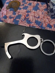 bottle opener keychain - Picture 1 of 8