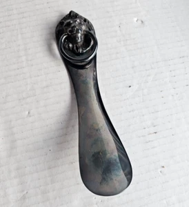 Heavy Vintage Reed & Barton Silver Plated Shoe Horn with Lion Mask Ring Handle - Picture 1 of 7