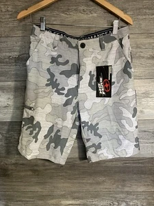NOS No Fear Performance Hybrid Camo Shorts - NEW - Men’s Size 30 - Picture 1 of 10