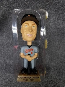 Cal Ripken Jr 2001 Upper Deck Playmakers 7" Bobblehead Orioles OOP - Picture 1 of 5