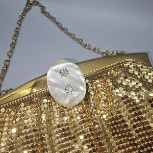 Borsa da sera WHITING & DAVIS maglia oro chiusura strass perle finte 2898 USA HTF - Foto 1 di 17