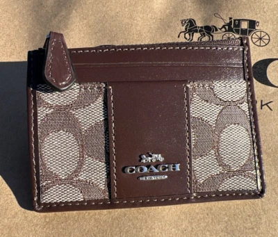 Coach CU988 Mini Skinny Signature Jacquard Estuche de identificación de cuero plateado/roble/arce $88 Foto 1 de 4