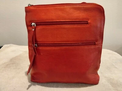 Bolso de hombro Osgoode Marley 7009 de cuero de cachemir rubí Foto 1 de 3