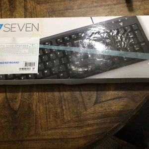 SEVEN USB Wired Keyboard US KU200US - Black - Picture 1 of 11