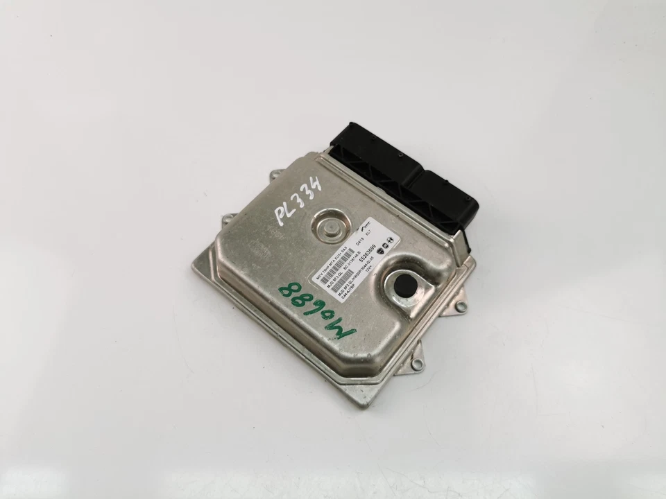 Centralina motore Fiat Qubo 225 ECU 55263699 2009 20295799 - Immagine 1 di 4