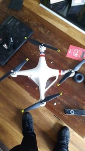 dji phantom 3 standard drone - Picture 1 of 1