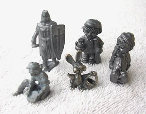 Lote vintage de 5, ¿plomo/estaño? Figuras, no magnéticas - Imagen 1 de 7