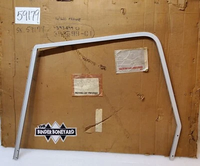 Marco de ventana NOS International Harvester Scout 800 A & B 393599C1 Foto 1 de 4
