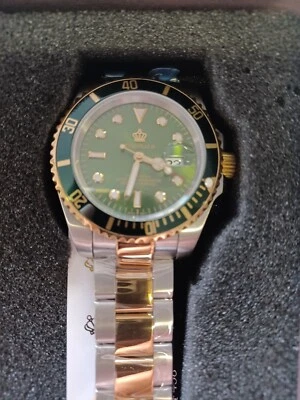 Часы Reginald с зеленым циферблатом: отсылка к классической элегантности - Изображение 1 из 4