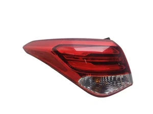 Hyundai I40 Taillight Lamp Near Side Left Rear Outer Saloon LED 2017  - Picture 1 of 9