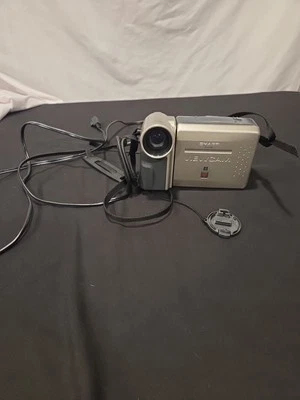 Sharp VL-E630 8MM Video 8 Camcorder LCD 16X Power Zoom Hi-Fi For Parts Or Repair - Image 1 of 4