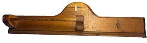"Estante de madera decorativo vintage montado en la pared 17"" varilla pequeña y gancho para llaves" - Imagen 1 de 10