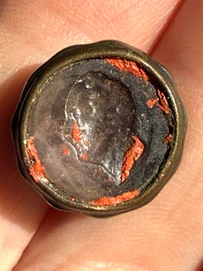VINTAGE ANTIQUE BRASS SEAL WITH GLASS OR GEMSTONE INTAGLIO DEPICTING A GENTLEMAN - Picture 1 of 4