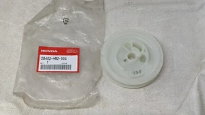 86-87 Honda TRX70 TRX 70 Fourtrax Recoil Pull Start Starter Nos Pulley - Picture 1 of 3