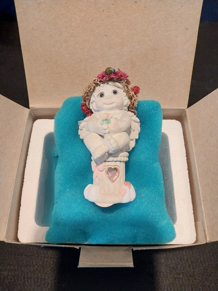 Figura de cerámica de cuarzo rosa Dreamsicles arte fundido Kristin Haynes nueva en caja DC443 1996 Foto 1 de 1