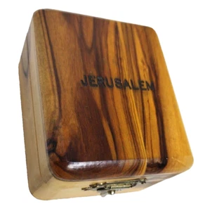 Vintage Jerusalem Israel Olive Wood Holy Land Jewelry Trinket Box 3" x 2.5" - Picture 1 of 8