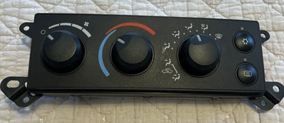 Dodge RAM 1500 2500 3500 2008 control de temperatura clima aire acondicionado calefacción OEM descongelación Foto 1 de 4