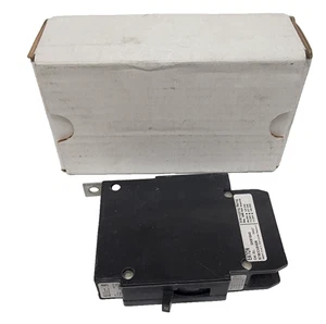 Disyuntor industrial Eaton GHB1040 tipo GHB 40A 277/480 VAC, tipo perno - Imagen 1 de 11