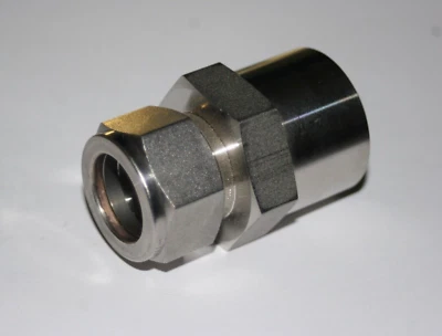 3/4" Tube x 1" Weld 316ss Straight Connector Fitting Swagelok SS-1210-1-16W - Image 1 of 4