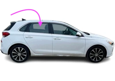 Compatível com: 2018-2020 Hyundai Elantra GT 4D Hatchback vidro para janela traseira direita - Imagem 1 de 4