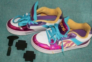 Heelys UK Size 3 Suitable for Girls. In Very Good Condition. - Picture 1 of 9