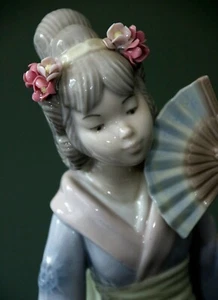 WUNDERSCHÖNE PENSIONIERTE NADAL MADAME SCHMETTERLING JAPANISCHE GEISHA HANDGEFERTIGTE FIGUR SPANIEN - Bild 1 von 12