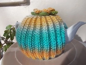 TEA COSY - HAND KNITTED - 4 CUP COLOURFUL TEA POT COSY. (COZY-COZIE) - Picture 1 of 4