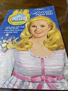 VINTAGE 1970 TRICIA PAPIERPUPPENBUCH SAALFIELD UNBENUTZT - Bild 1 von 9