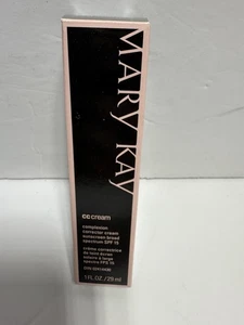 Mary Kay CC Cream Sunscreen Broad Spectrum SPF 15. Light- Medium - 1 fl oz-NIB - Picture 1 of 2