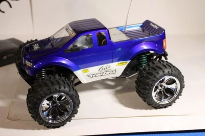 Lois RC mini LST 1/18 4wd monster truck with transmitter   Used - Image 1 of 4