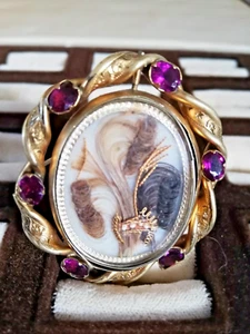VICTORIAN MOURNING BROOCH, AMETHYST JEWELS IN GOLD METAL (PINCHBECK?) - Picture 1 of 10