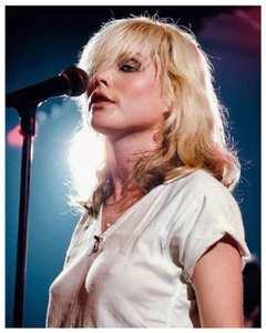 DEBBIE HARRY - BLONDIE - 8"X10" PHOTOGRAPH - Picture 1 of 1