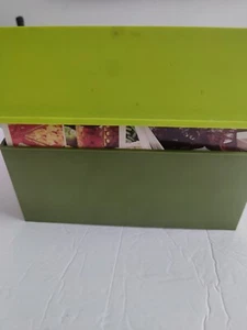 Vintage Betty Crocker Recipe Card Library Box 1971 Avocado Green Complete - Foto 1 di 4