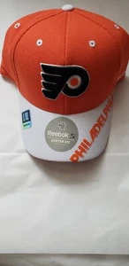 PHILADELPHIA FLYERS VINTAGE NEW WITH TAGS RARE REEBOK LASER CUT CAP SZ LXL NEW - Picture 1 of 13