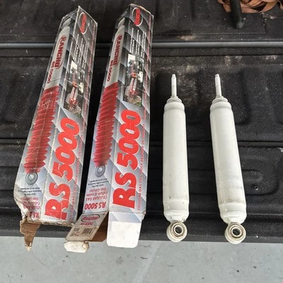 Комплект из 2 амортизаторов подвески Rancho RS5000X RS55296 (новый в коробке) - Изображение 1 из 3