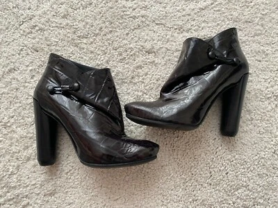 Louis Vuitton Delft Cornelia Croc Black Patent Leather Ankle Boots Heels Shoes  - Image 1 of 4
