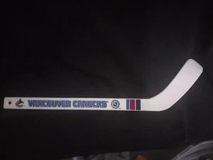 Vintage 1990s VANCOUVER CANUCKS White Mini Stick Plastic Inglasco Blue Logo - Picture 1 of 2