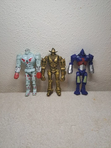 Lot of 3 JAKKS Pacific Real Steel Light Up Robots Action Figures 5"Don't lite up Cover