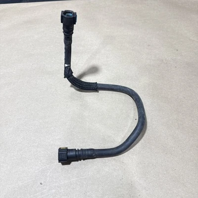 Toyota RAV4 2007 3,5 tubo de línea de alta presión de combustible OEM, Foto 1 de 4